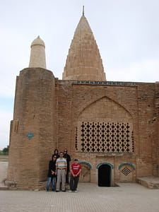 آرامگاهی مظلوم!